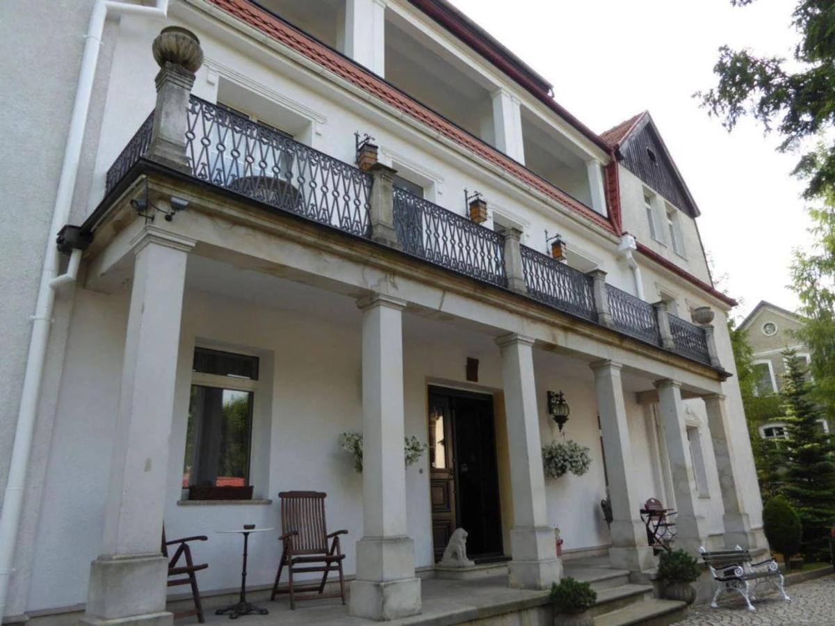 Viilla Rezidence Bed & Breakfast Kudowa Zdroj Exterior photo